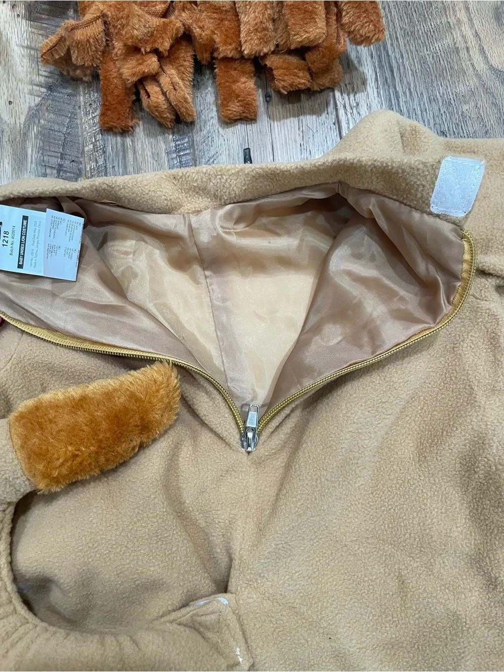 Spooktacular Twins Baby Lions Halloween costumes 12-18 mo